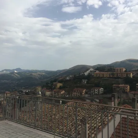 Grazioso In Centro - Lovely Flat In Center Appartamento